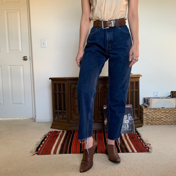 Sold • vintage levi’s 550 jeans - Picture 2 of 4